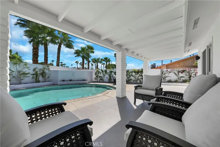 2480 N Aurora Drive, Palm Springs, California 92262