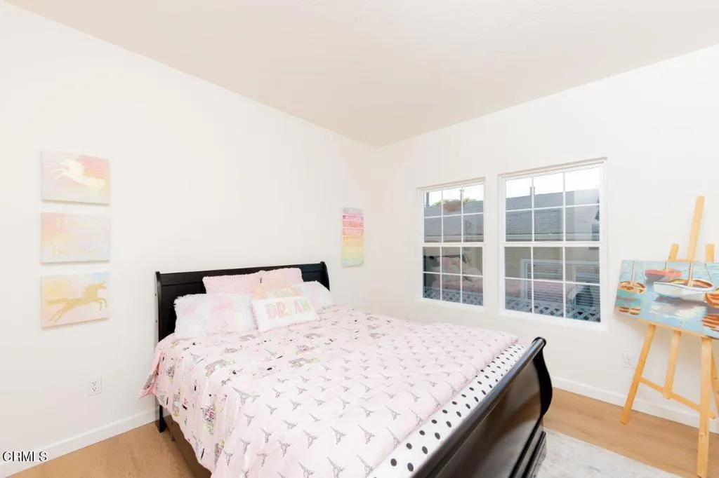 11829 Gateway Boulevard 2, Los Angeles, California 90064 home-pic-8