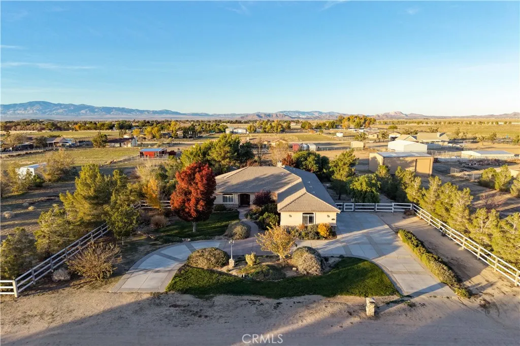 8035 W Avenue D14, Lancaster, California 93536 home-pic-1