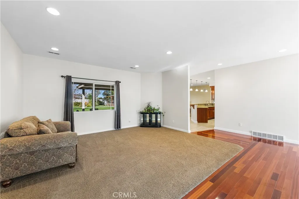 8035 W Avenue D14, Lancaster, California 93536 home-pic-18