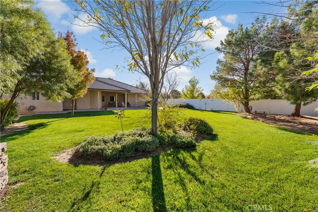 8035 W Avenue D14, Lancaster, California 93536 home-pic-61