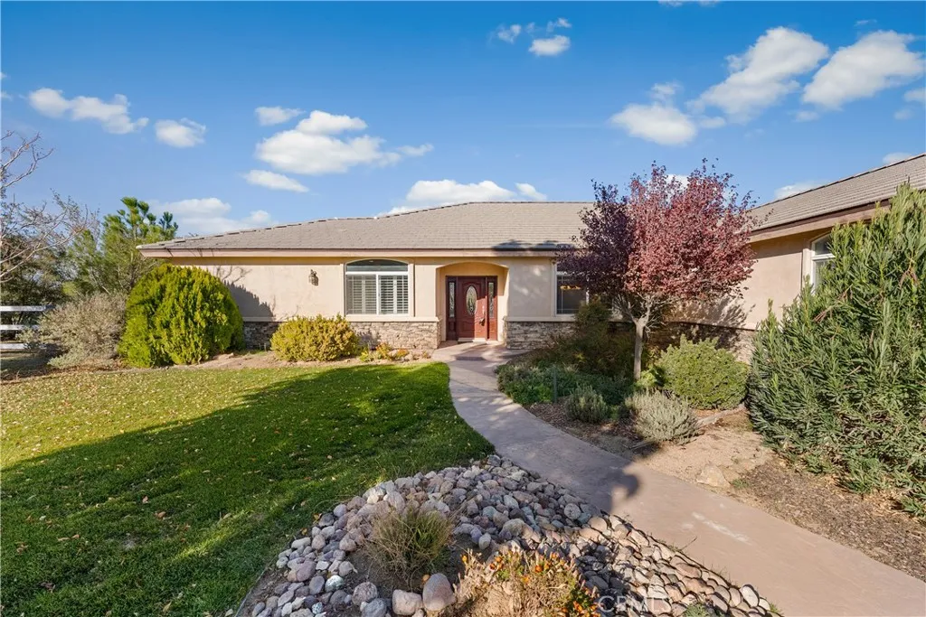 8035 W Avenue D14, Lancaster, California 93536 home-pic-9