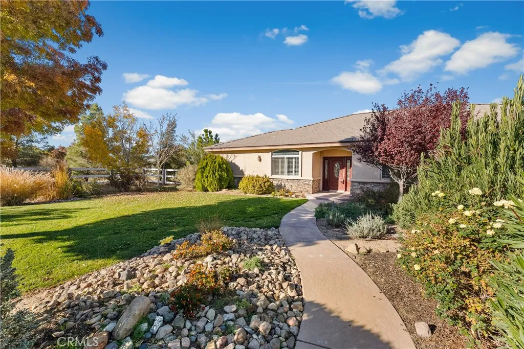 8035 W Avenue D14, Lancaster, California 93536 home-pic-8