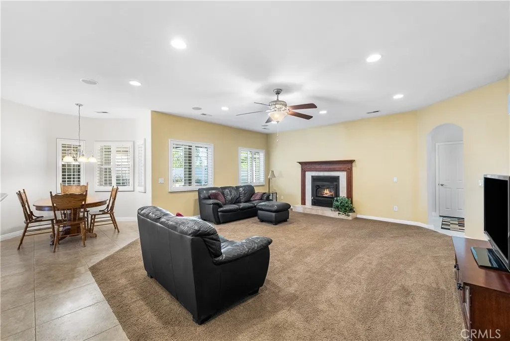 8035 W Avenue D14, Lancaster, California 93536 home-pic-27