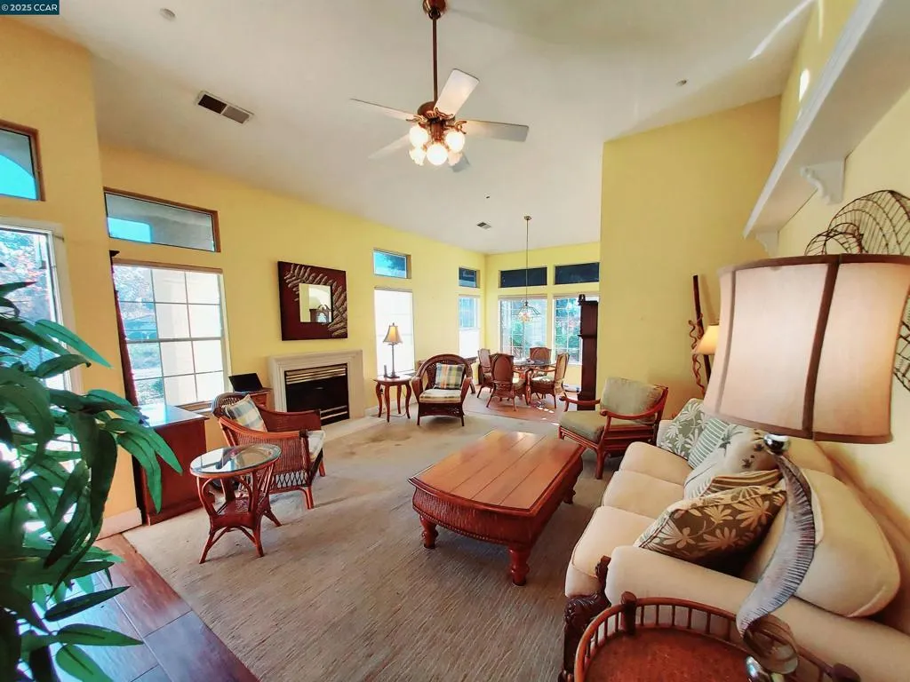 3080 Casadero Ct, Pleasanton, California 94588 home-pic-8