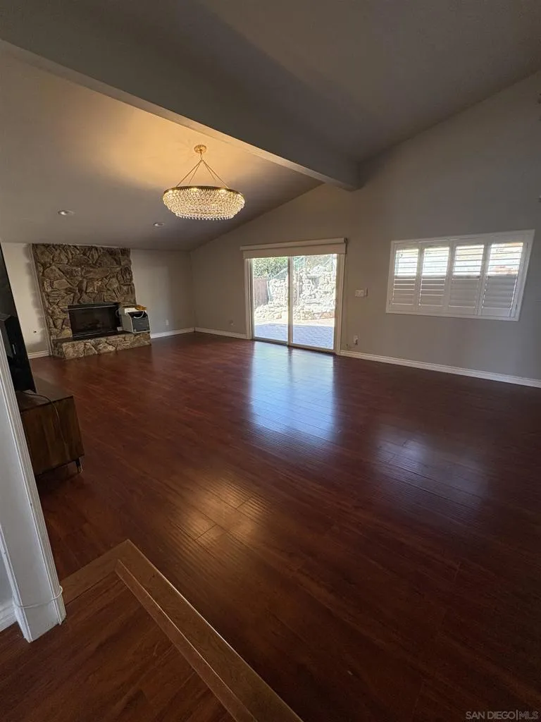 12571 Henzie Place, Granada Hills, California 91344 home-pic-4
