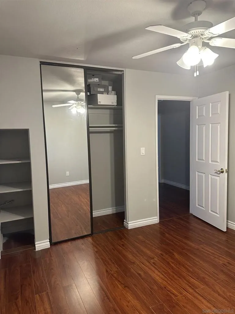 12571 Henzie Place, Granada Hills, California 91344 home-pic-9