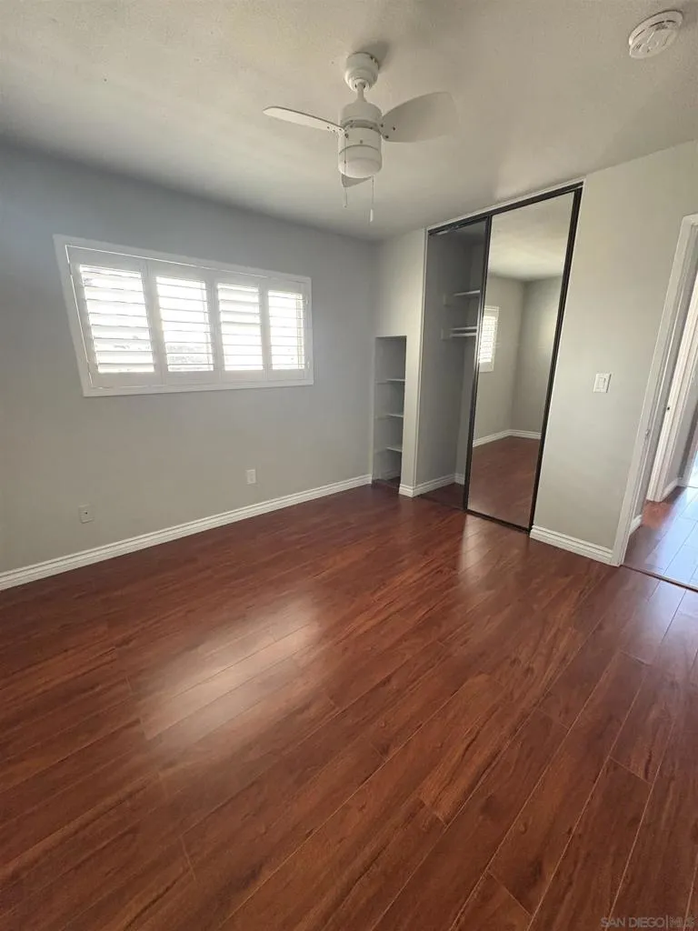 12571 Henzie Place, Granada Hills, California 91344 home-pic-10