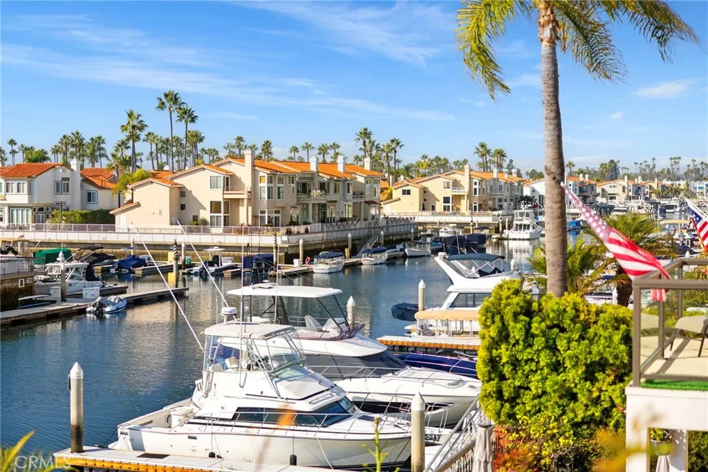 6230 Napoli Court, Long Beach, California 90803 home-pic-28