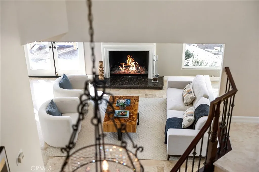 6230 Napoli Court, Long Beach, California 90803 home-pic-21