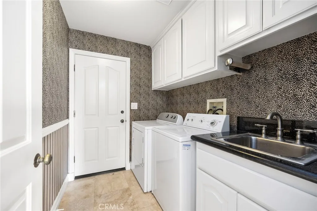 6230 Napoli Court, Long Beach, California 90803 home-pic-3