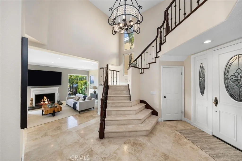 6230 Napoli Court, Long Beach, California 90803 home-pic-1