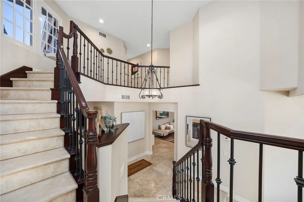 6230 Napoli Court, Long Beach, California 90803 home-pic-20