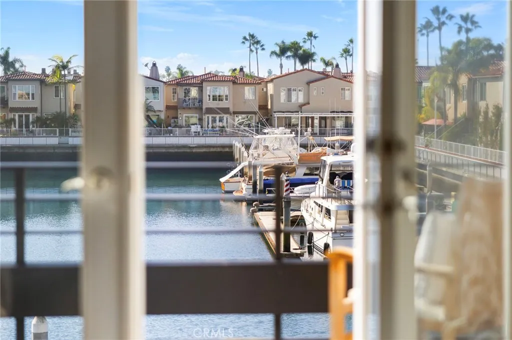 6230 Napoli Court, Long Beach, California 90803 home-pic-27