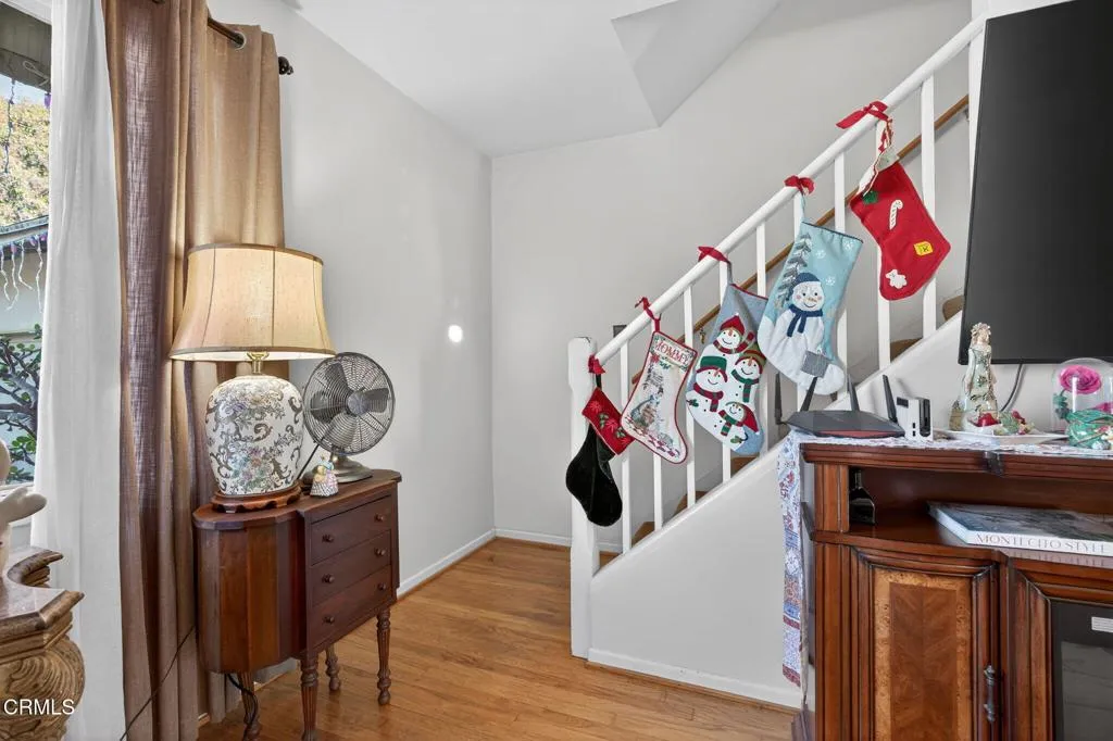 3146 Strathmore Drive, Ventura, California 93003 home-pic-28