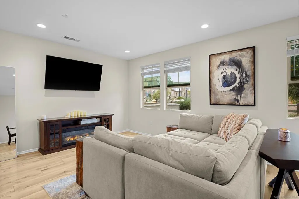 1257 Calle Datura 157, Chula Vista, California 91913 home-pic-5
