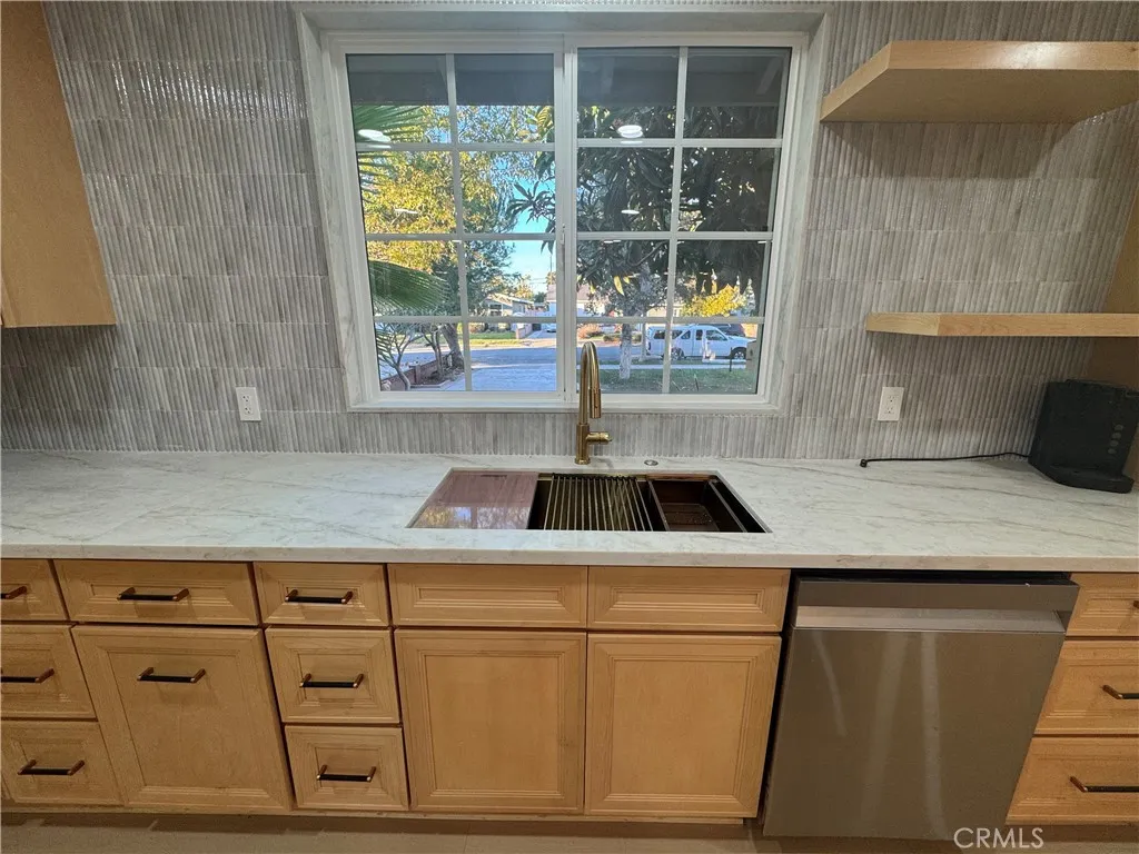 1344 E Mayfair, Orange, California 92867 home-pic-6