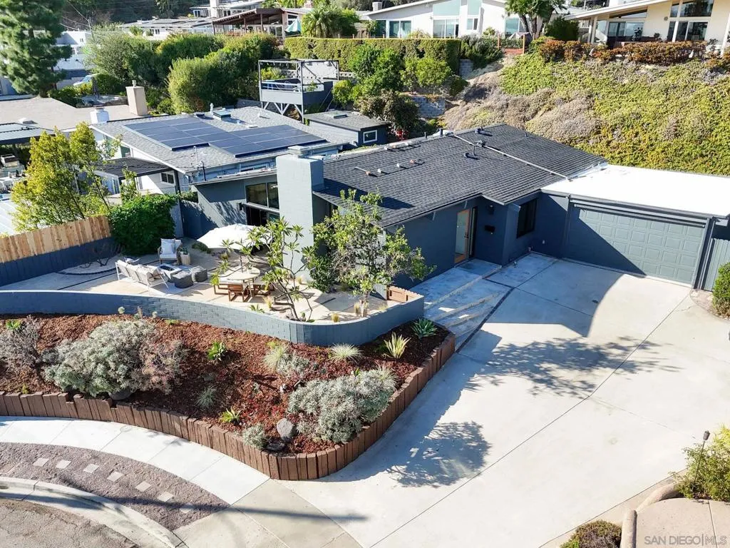 2526 Aster St, San Diego, California 92109 home-pic-10