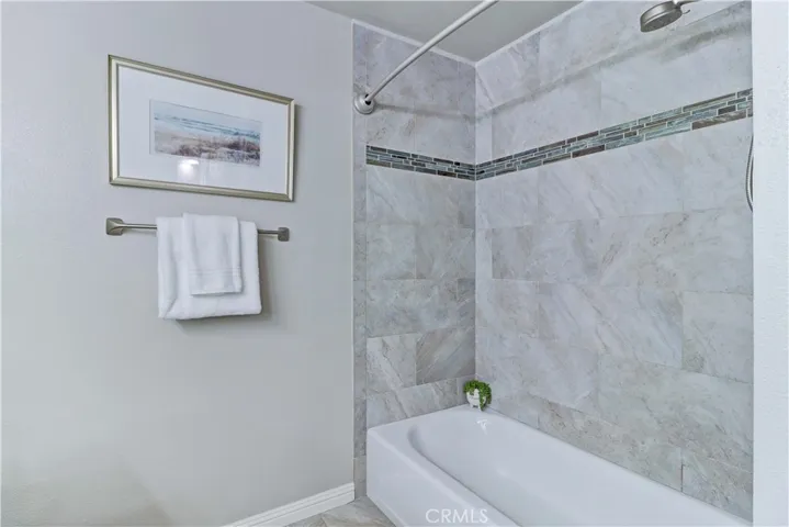 Beautiful Tub Surround