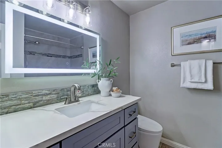 Stunning Guest Bath!