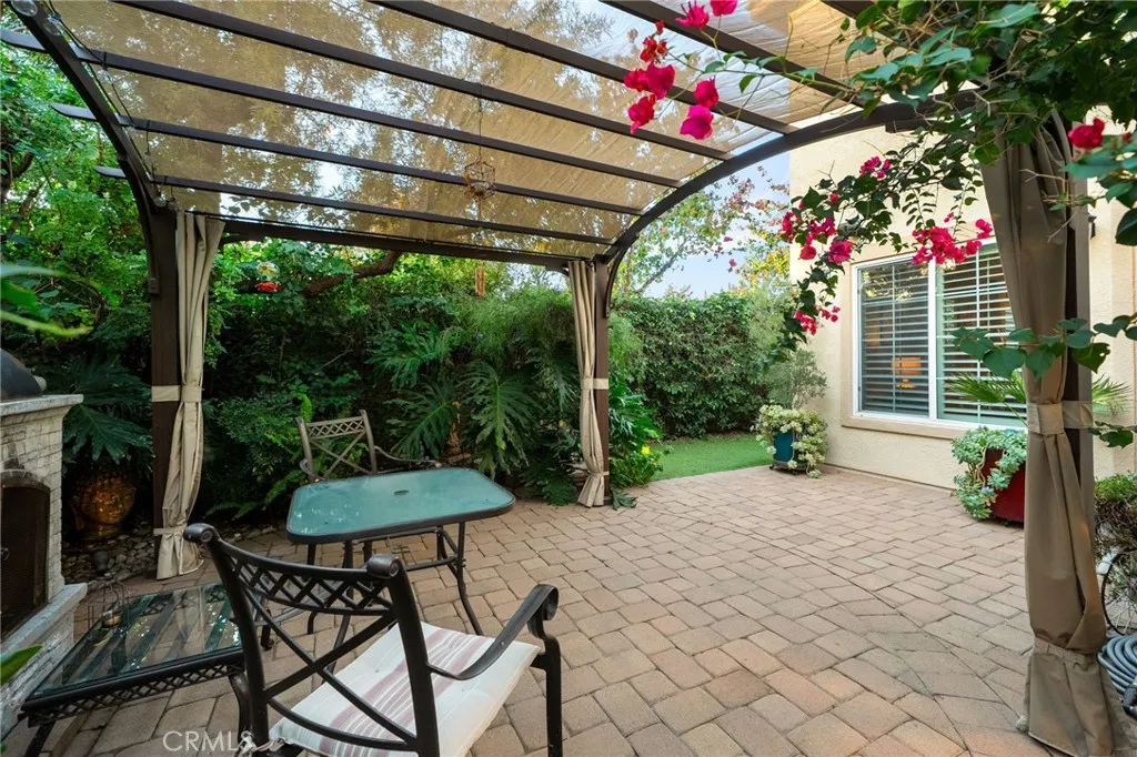 4140 Garvey Way, Riverside, California 92501 home-pic-18