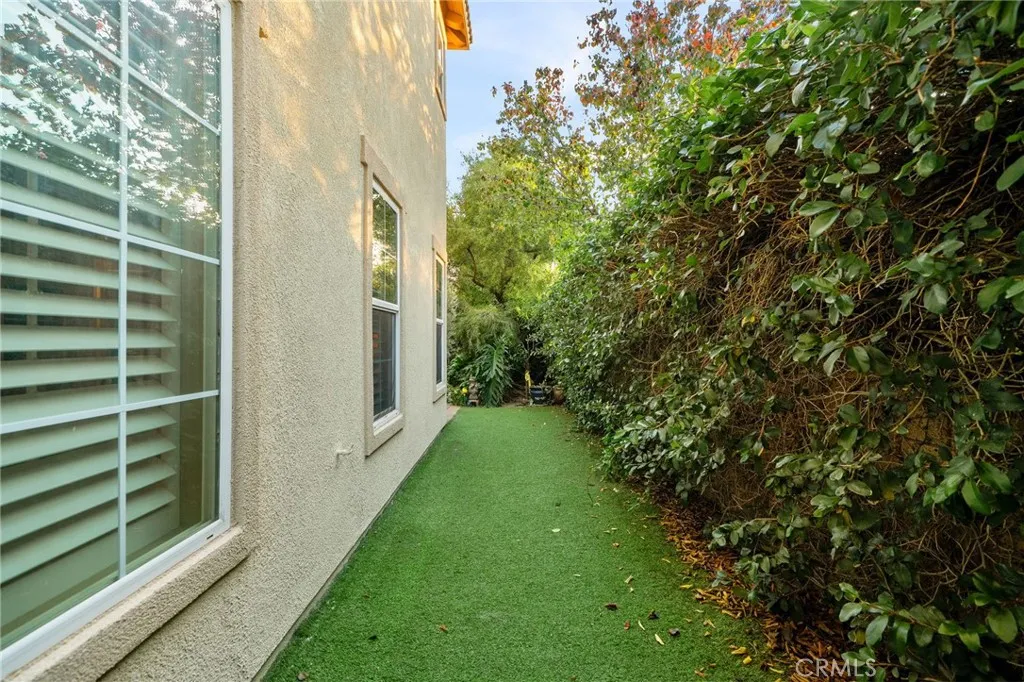 4140 Garvey Way, Riverside, California 92501 home-pic-21
