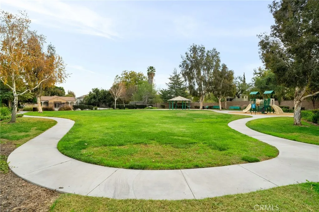 4140 Garvey Way, Riverside, California 92501 home-pic-22