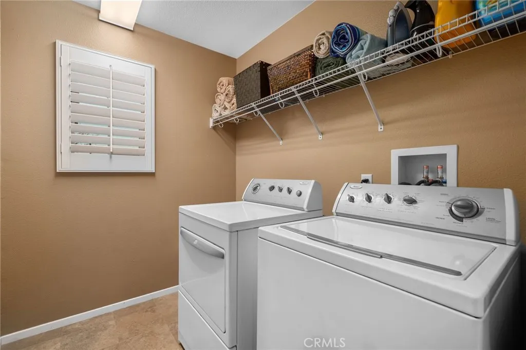 4140 Garvey Way, Riverside, California 92501 home-pic-17