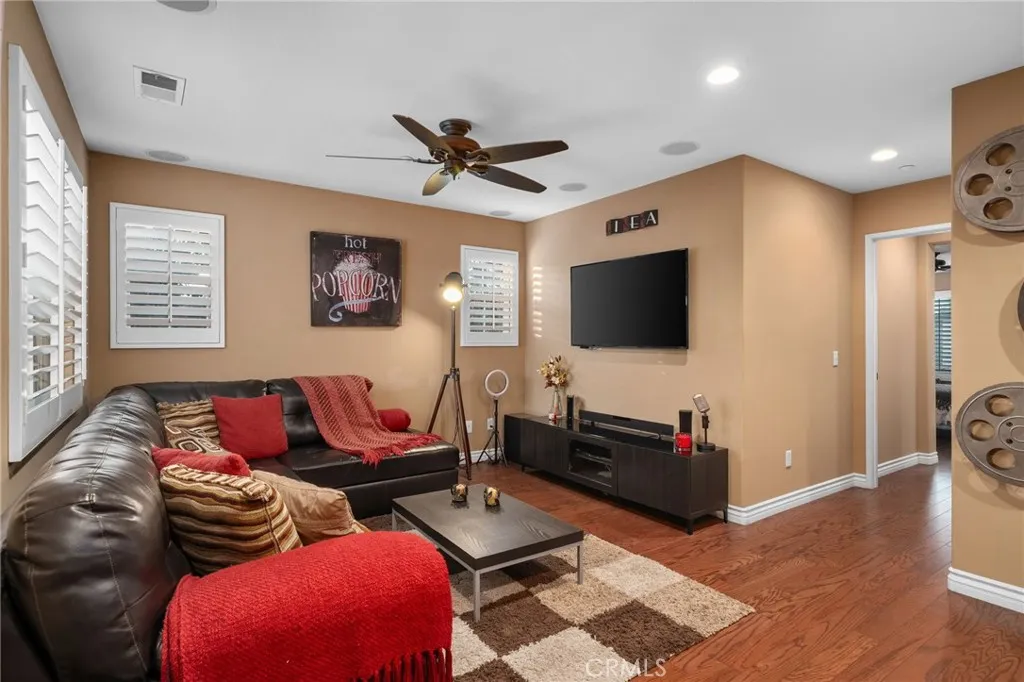 4140 Garvey Way, Riverside, California 92501 home-pic-9