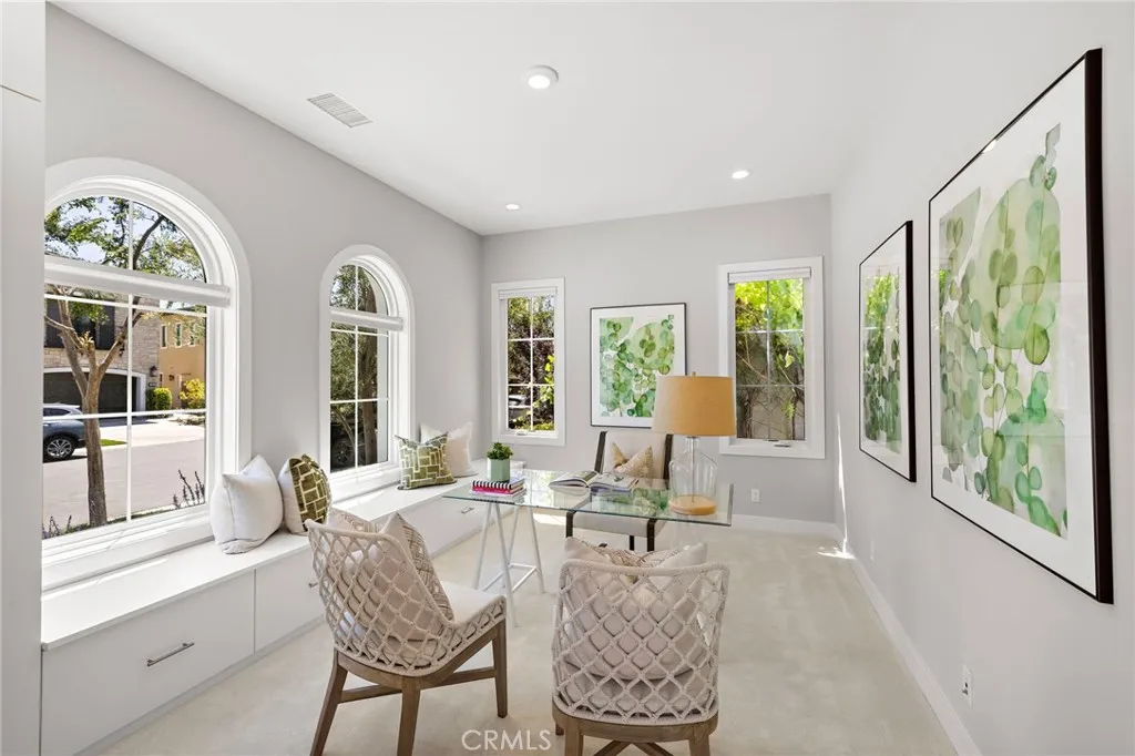 93 Interstellar, Irvine, California 92618 home-pic-23