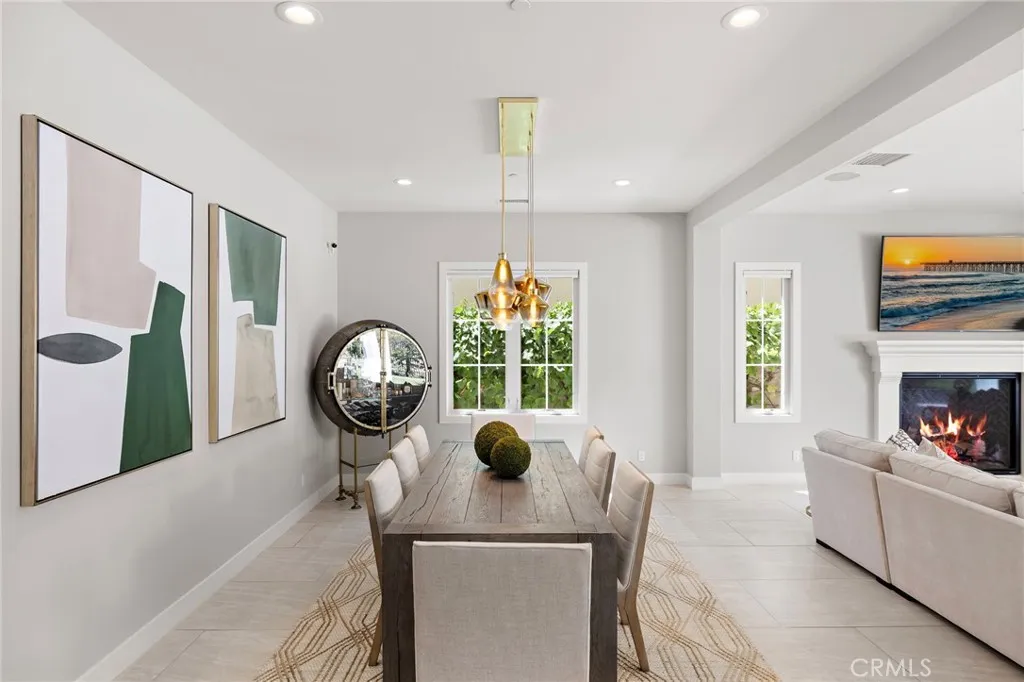 93 Interstellar, Irvine, California 92618 home-pic-19