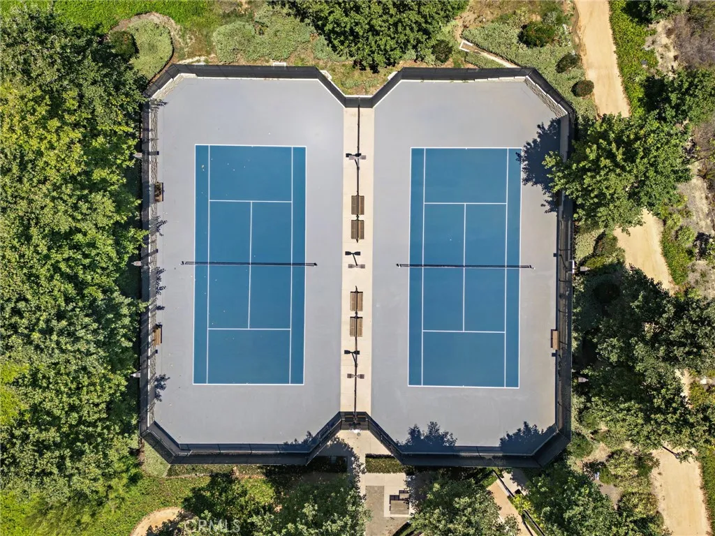 93 Interstellar, Irvine, California 92618 home-pic-52