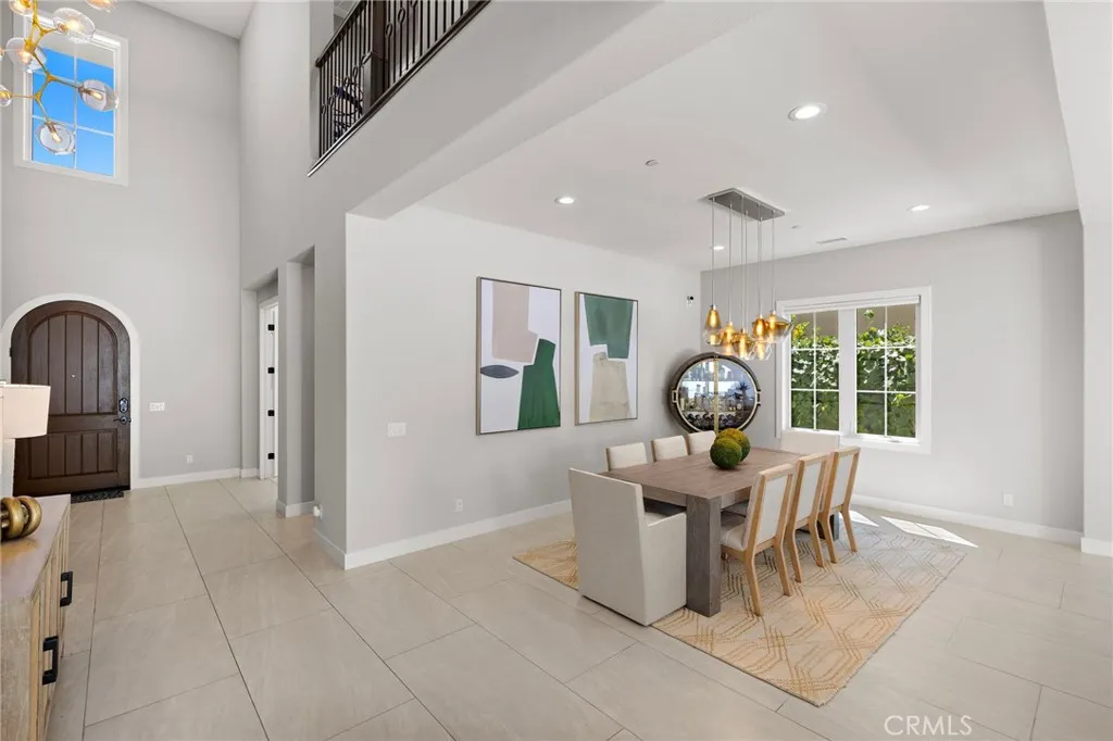 93 Interstellar, Irvine, California 92618 home-pic-18