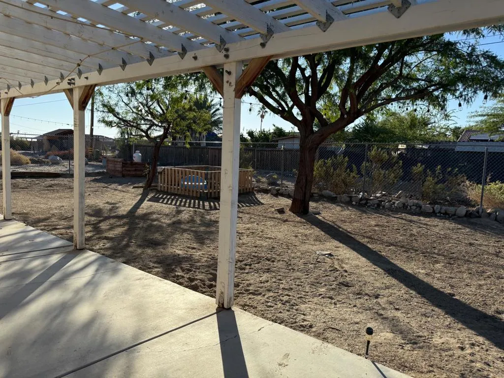 1225 Sargo Avenue, Thermal, California 92274 home-pic-11