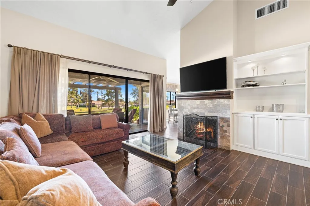 41390 Kansas, Palm Desert, California 92211 home-pic-11