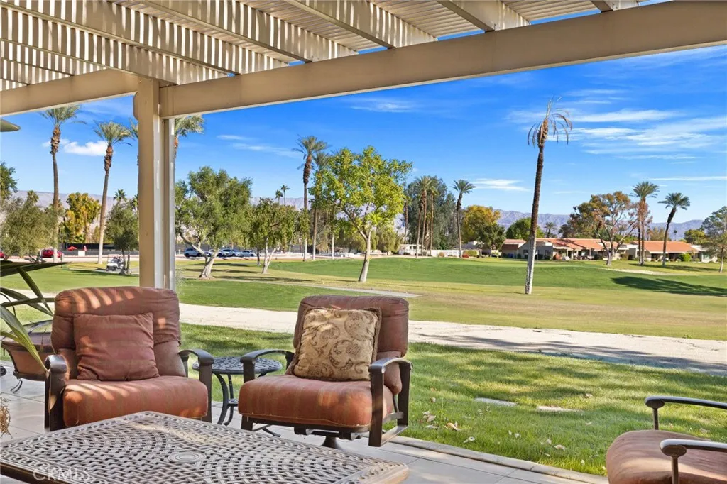 41390 Kansas, Palm Desert, California 92211 home-pic-32