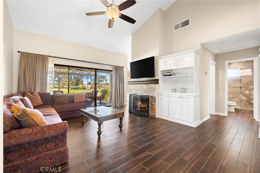 41390 Kansas, Palm Desert, California 92211 home-pic-10