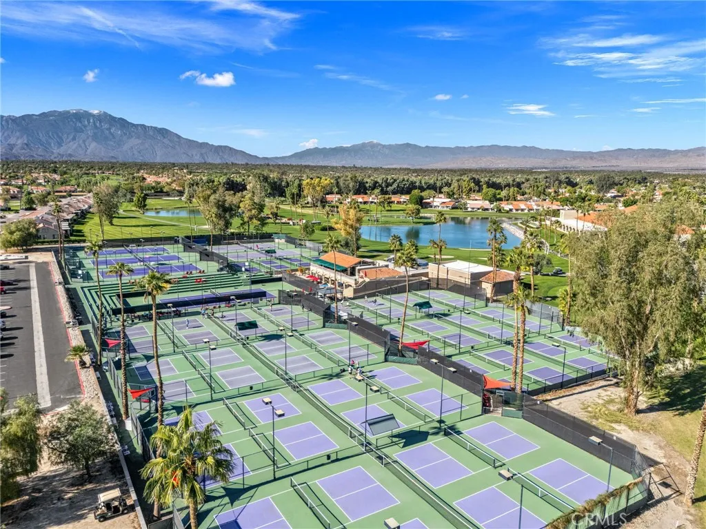 41390 Kansas, Palm Desert, California 92211 home-pic-43