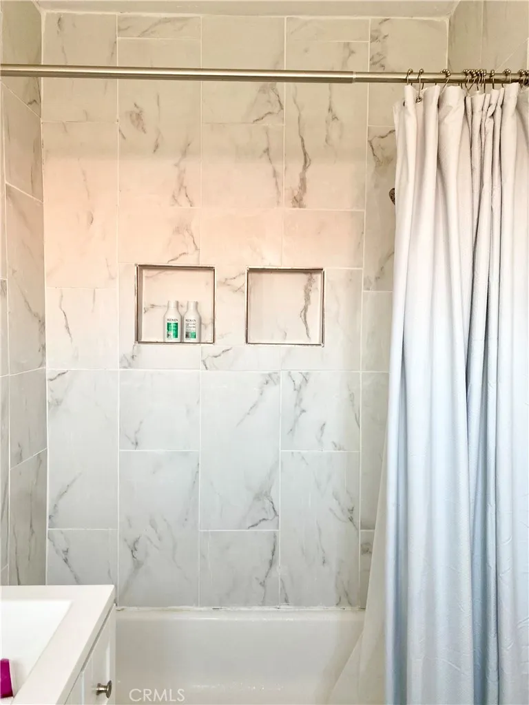 1450 W W 146th Street 2, Gardena, California 90247 home-pic-26