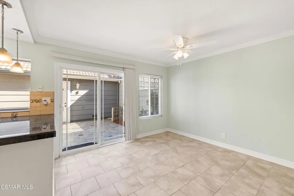 365 Jeremiah Drive C, Simi Valley, California 93065 home-pic-8
