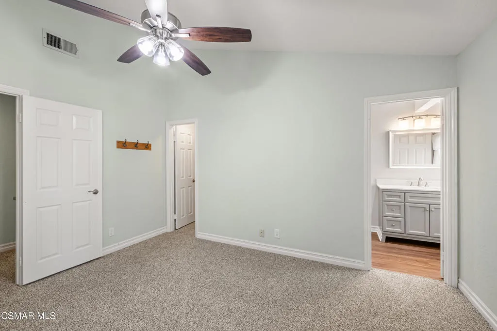 365 Jeremiah Drive C, Simi Valley, California 93065 home-pic-16