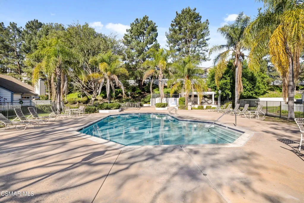 365 Jeremiah Drive C, Simi Valley, California 93065 home-pic-27