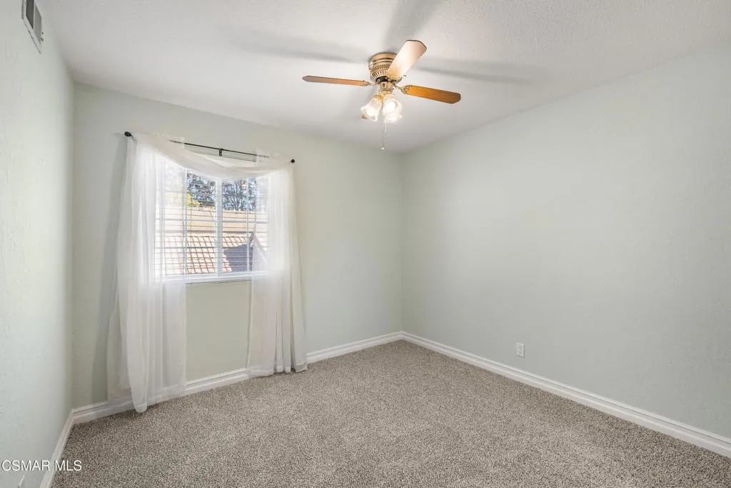 365 Jeremiah Drive C, Simi Valley, California 93065 home-pic-22