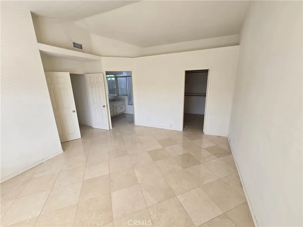 18 Laconia, Irvine, California 92614 home-pic-10