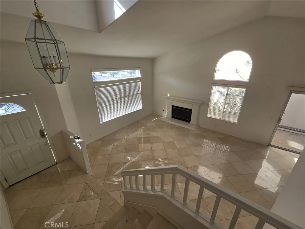 18 Laconia, Irvine, California 92614 home-pic-16