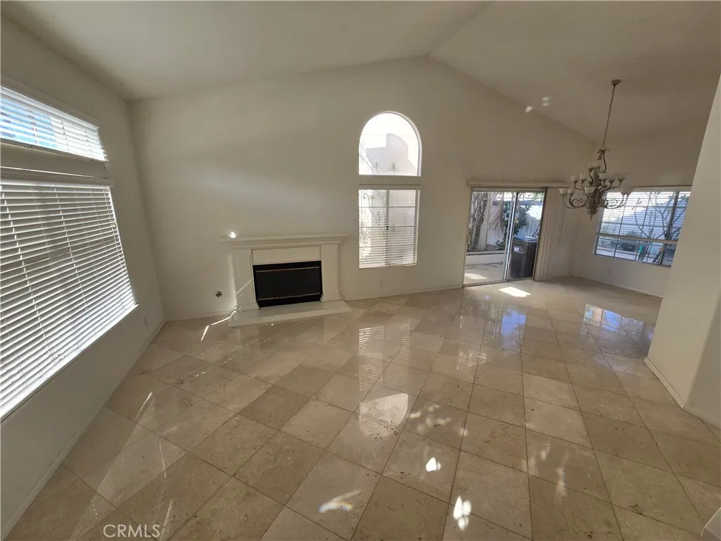 18 Laconia, Irvine, California 92614 home-pic-19