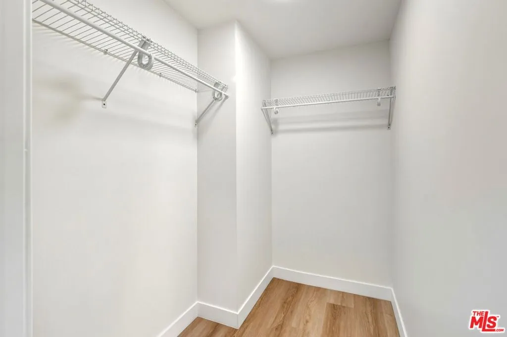 2536 Cotner Avenue, Los Angeles, California 90064 home-pic-47