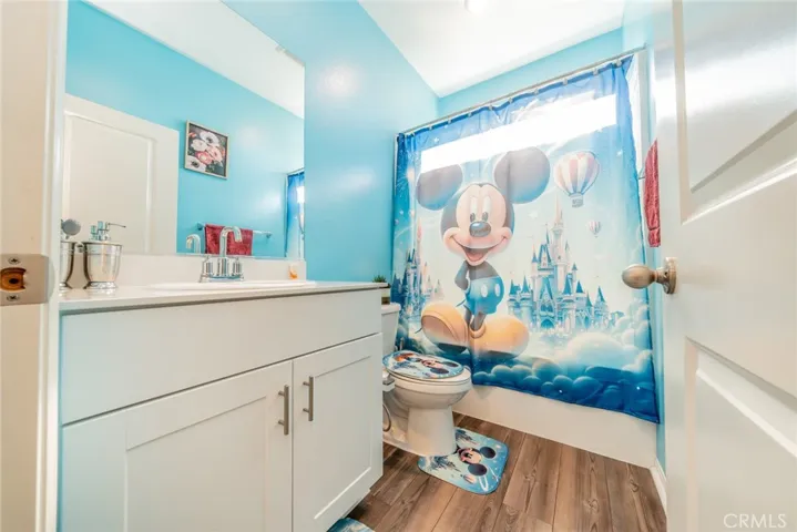 Upstairs-hallway bathroom