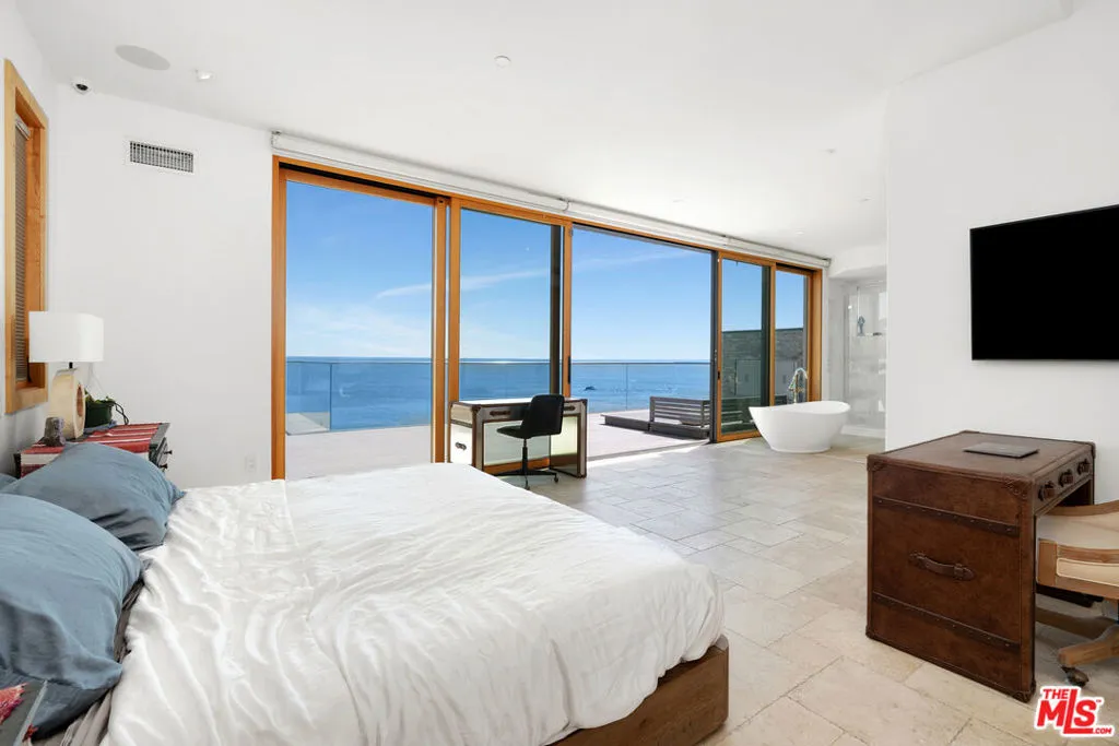 19824 Pacific Coast Highway, Malibu, California 90265 home-pic-27
