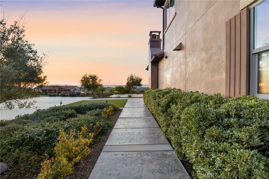 41987 Arbor Glen, Temecula, California 92592 home-pic-11